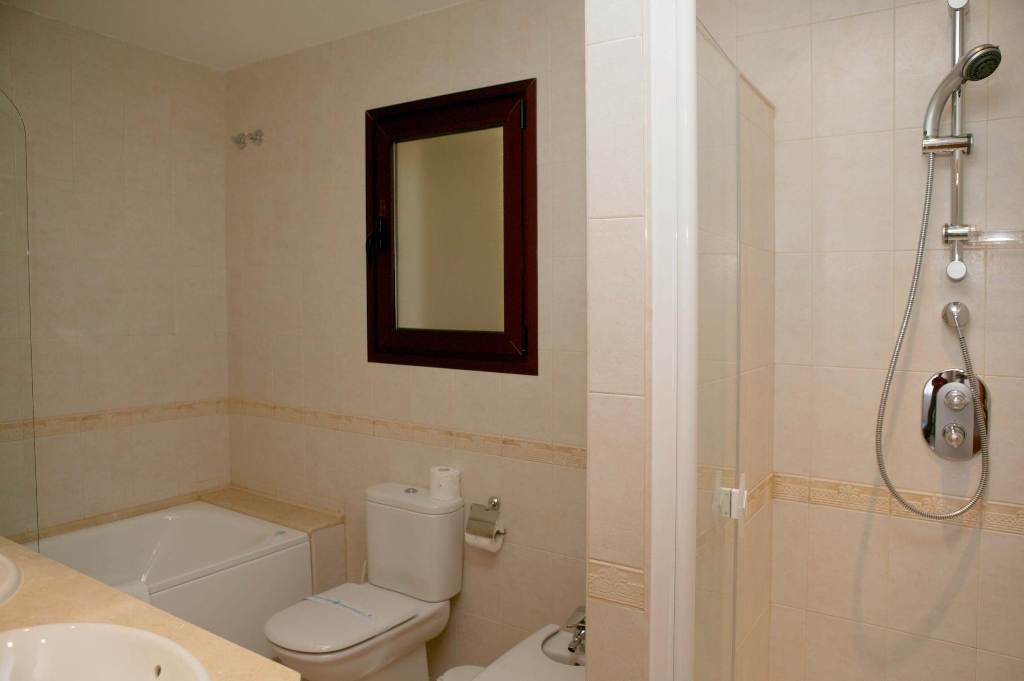 Apartamentos Albir Confort - Avenida III 阿尔比尔 外观 照片